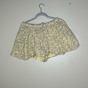 Women’s Flowy Shorts